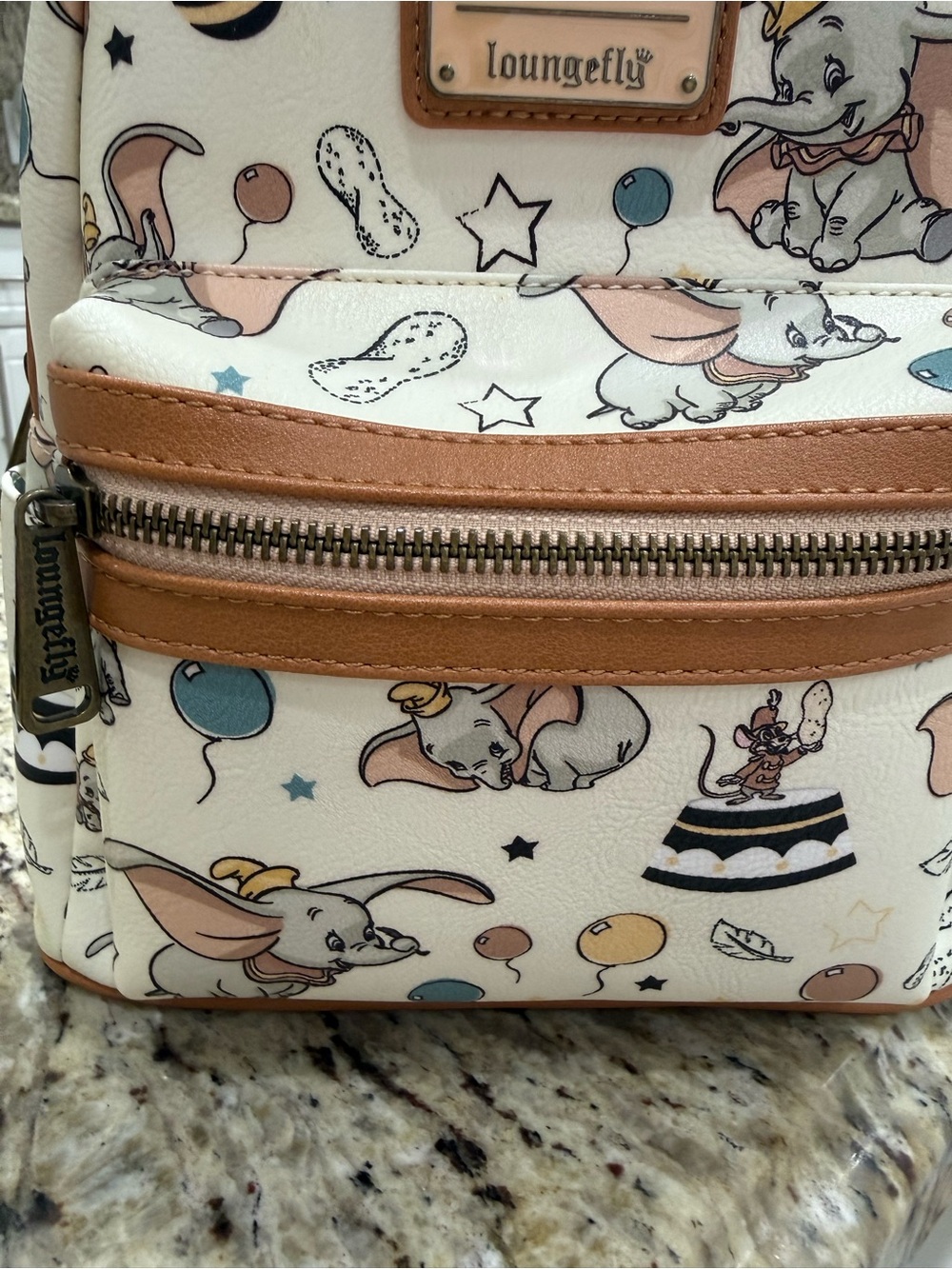 Vintage Disney x Loungefly Dumbo Cream Mini Backpack for Kids - Never Used - Picture 7 of 8